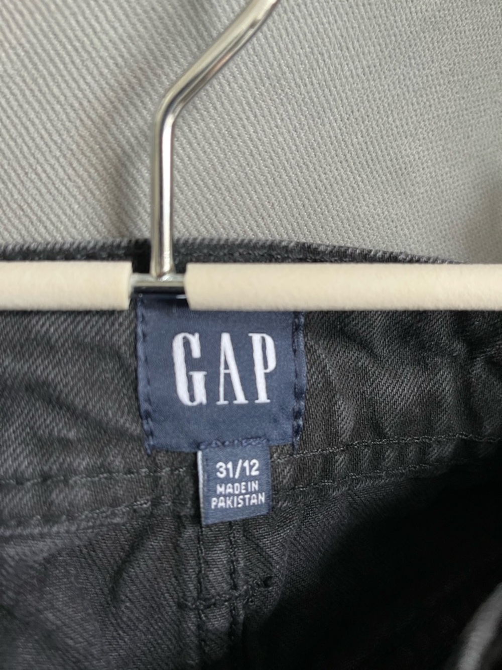 GAP low rise mini denim skirt - Picture 3 of 4